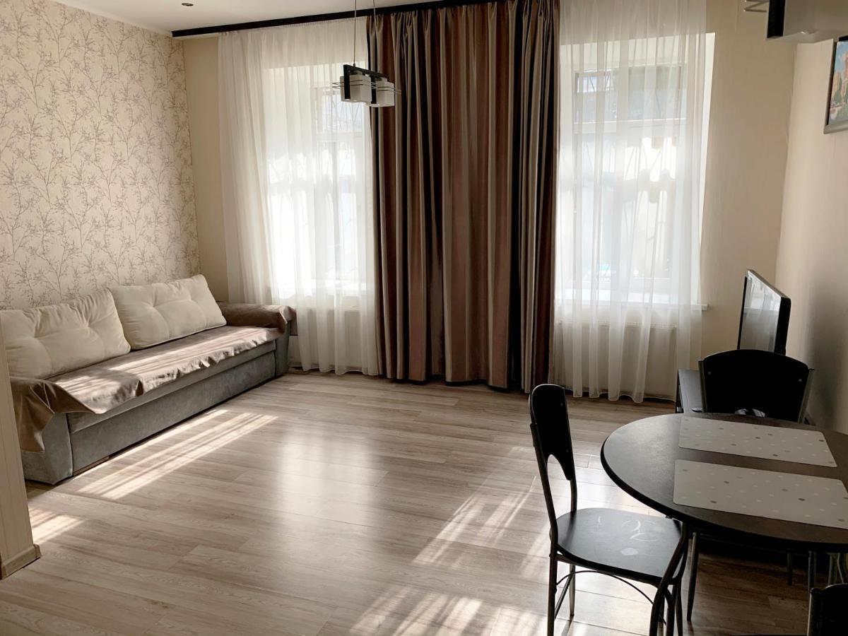 Excellent Apartment In The Center Of Odessa ภายนอก รูปภาพ